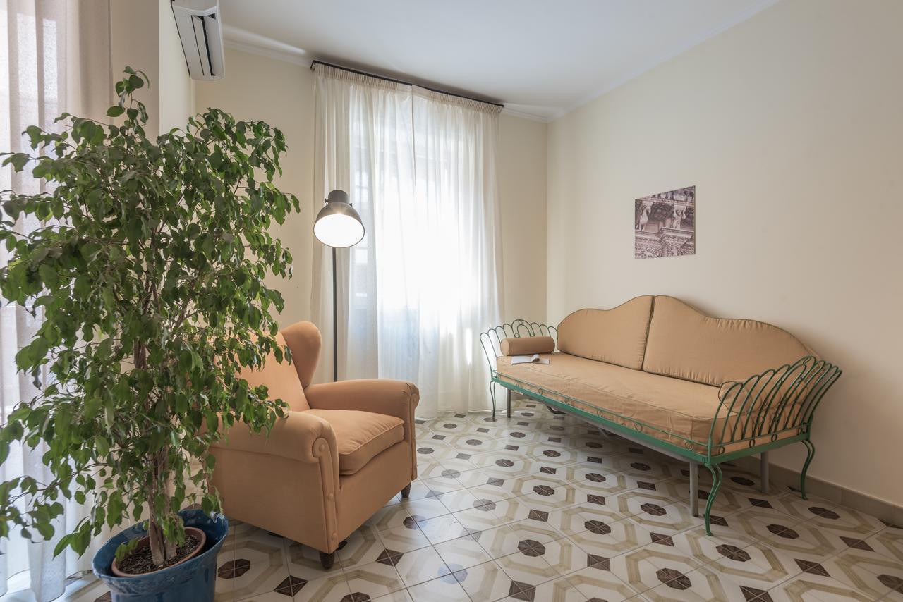 Suite Della Villa Лече Екстериор снимка